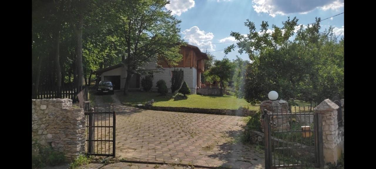 Villa Ema Сараево Экстерьер фото