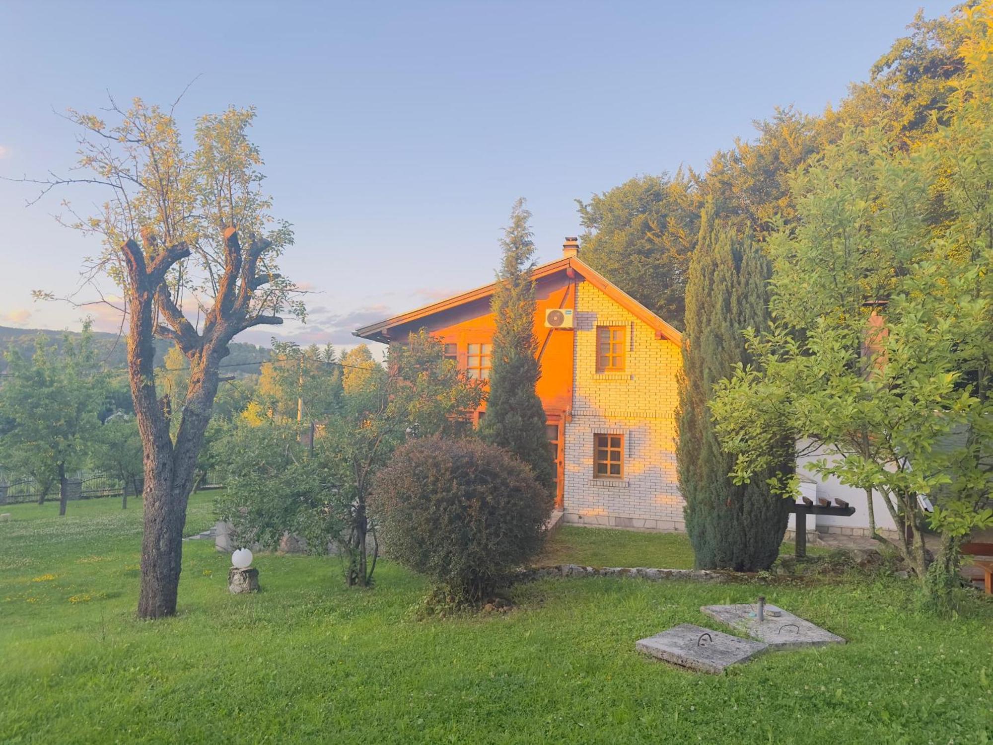 Villa Ema Сараево Экстерьер фото